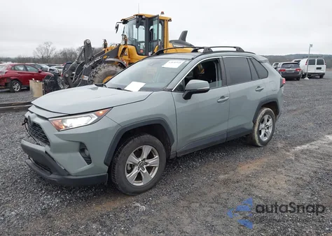 2019 Toyota Rav4 Xle из США, поврежденный, VIN 2T3W1RFV8KC006109